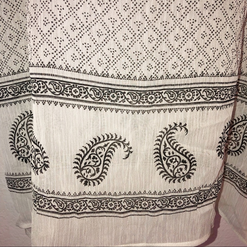 H&M Sheer Top w/paisley bottom - Picture 3 of 4
